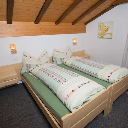 Ferienhaus Adonis Saas-Grund Room photo