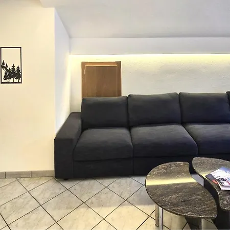 Ferienhaus Adonis Saas-Grund Room photo