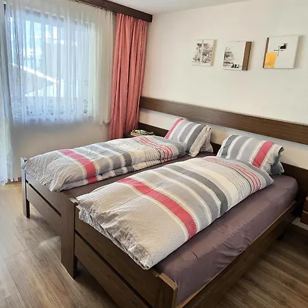 Ferienhaus Adonis Saas-Grund Room photo